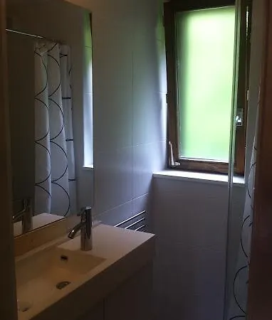 בית נופש Vrijstaand Chalet Met Prachtig Uitzicht בלאטן ביי נאטרס