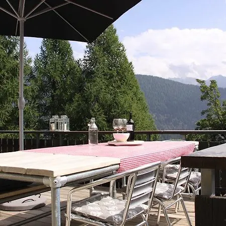 בית נופש Vrijstaand Chalet Met Prachtig Uitzicht
